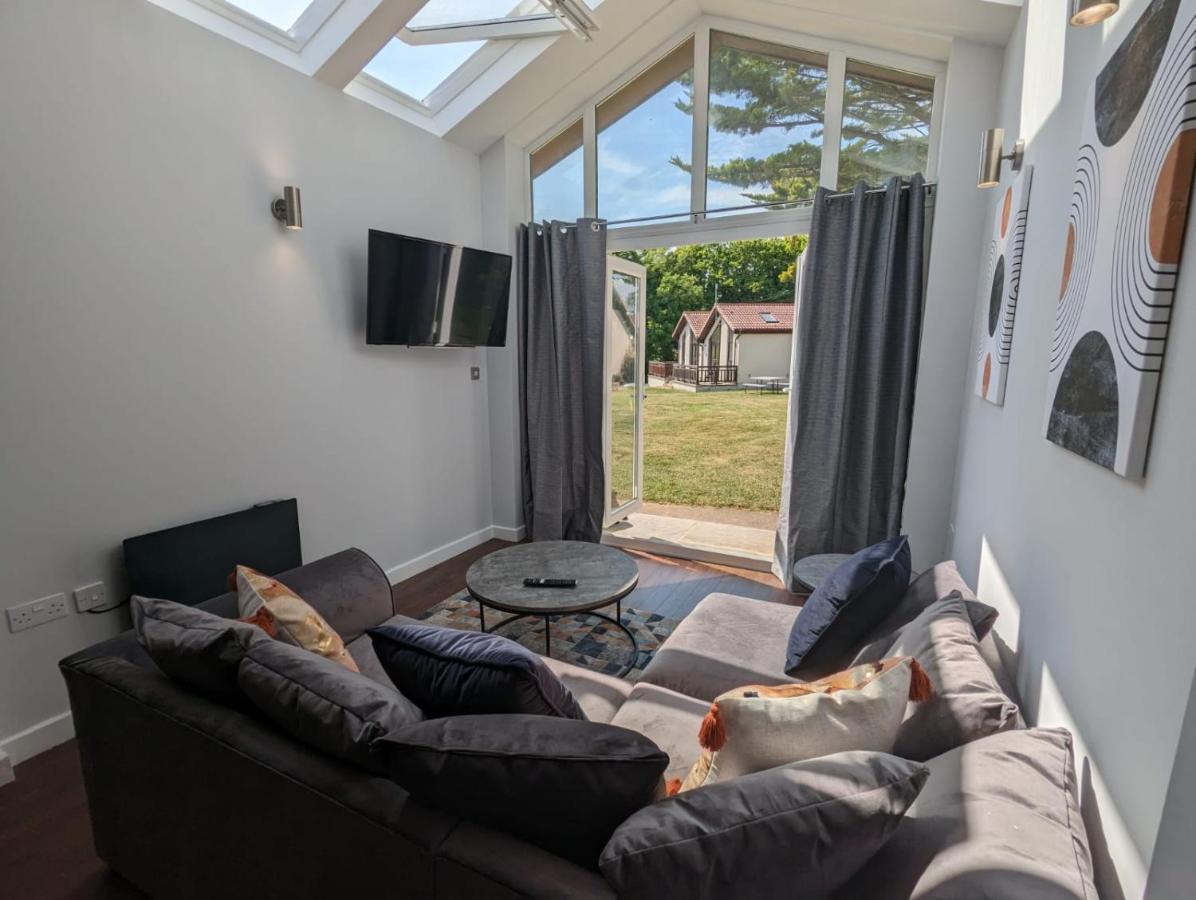 Kinetic Stays - Serenity Holiday Cottages Sidmouth Exterior photo